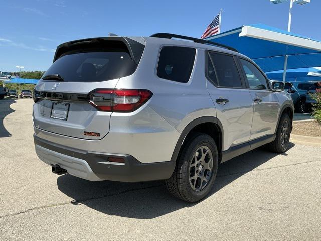 new 2025 Honda Pilot car, priced at $48,988