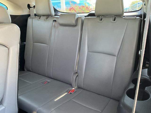 used 2022 Toyota Highlander Hybrid car, priced at $38,995