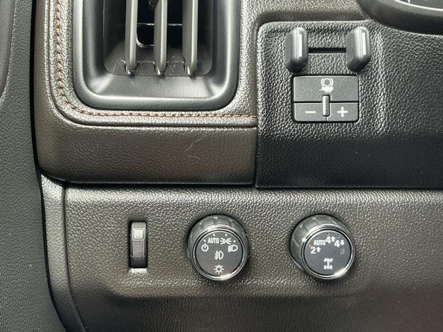 used 2022 GMC Canyon car, priced at $35,995