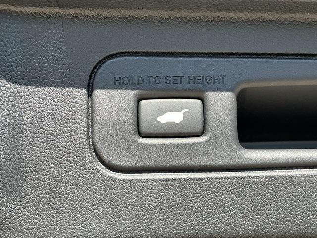 new 2025 Honda Pilot car, priced at $42,705