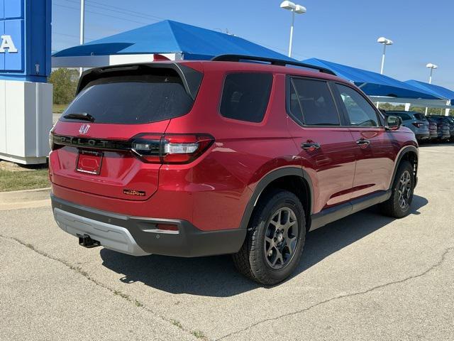 new 2025 Honda Pilot car, priced at $49,026