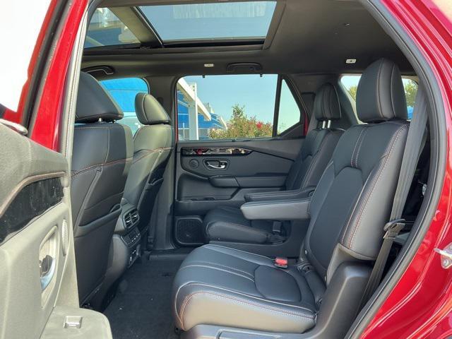 new 2025 Honda Pilot car, priced at $49,026