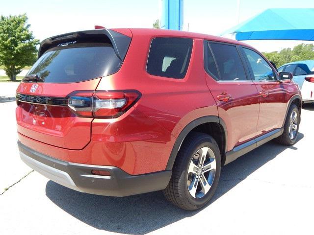 new 2025 Honda Pilot car, priced at $45,057