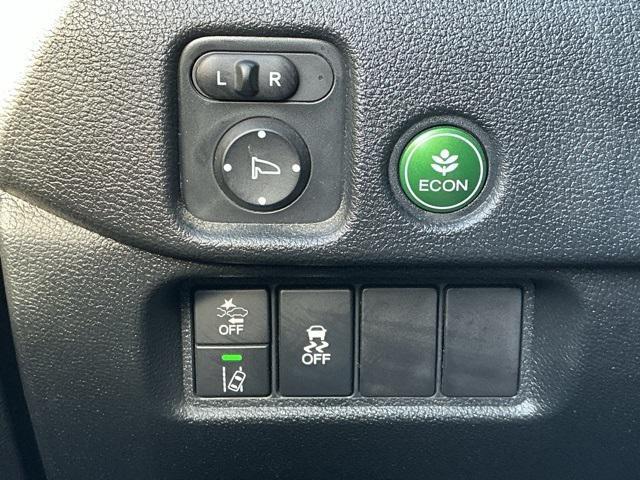 used 2022 Honda Pilot car, priced at $30,995