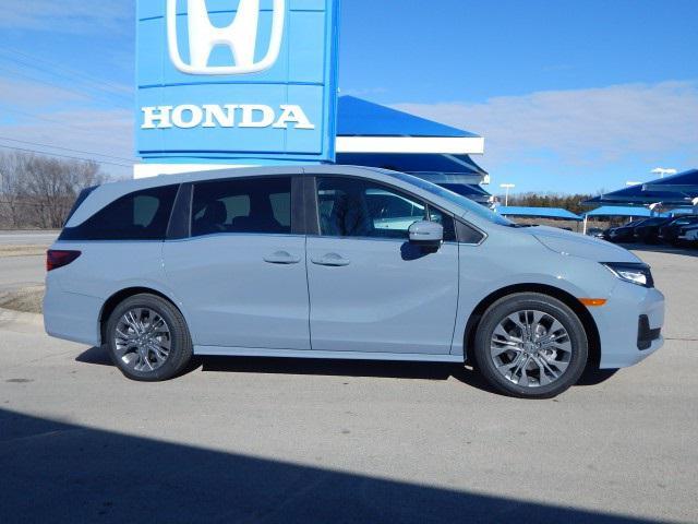 new 2025 Honda Odyssey car, priced at $45,988