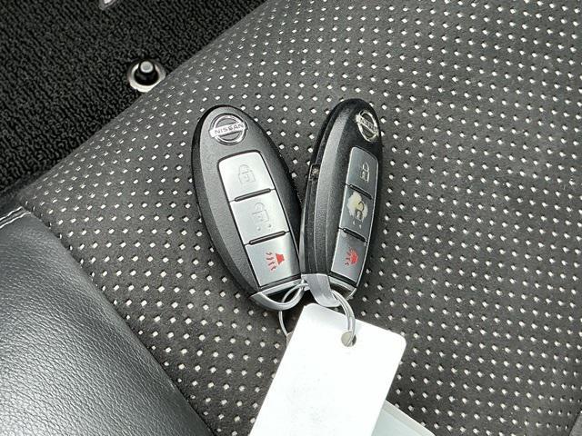 used 2009 Nissan 370Z car, priced at $19,995