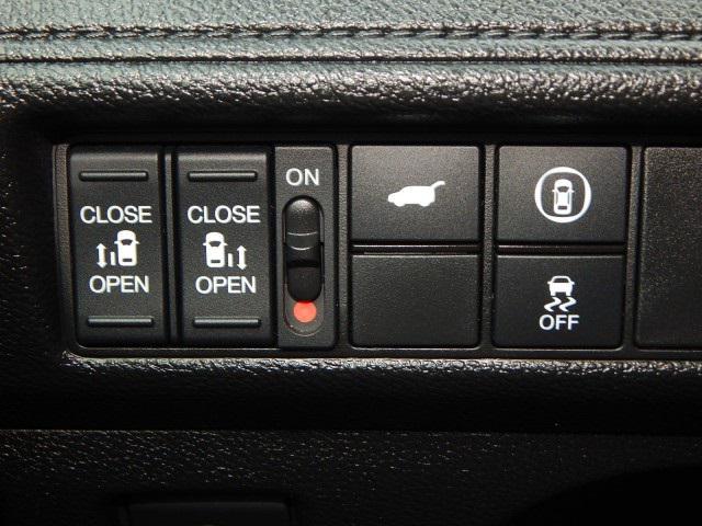 used 2024 Honda Odyssey car, priced at $40,995