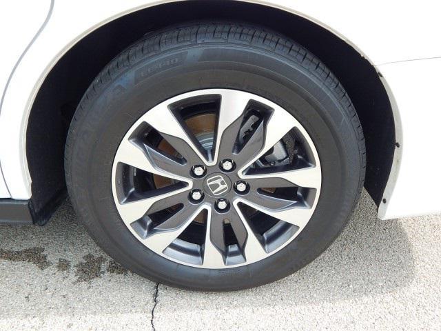used 2024 Honda Odyssey car, priced at $40,995