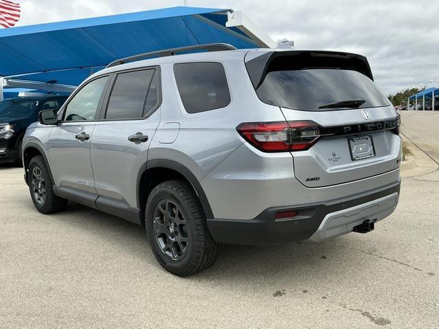 new 2025 Honda Pilot car, priced at $48,599