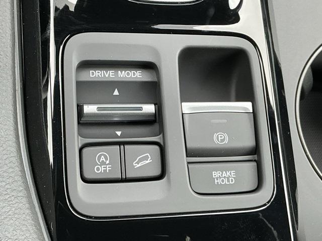 new 2025 Honda Pilot car, priced at $48,599