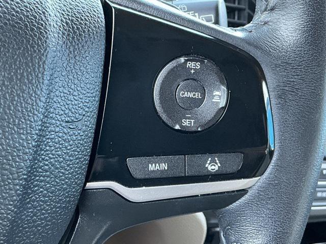used 2022 Honda Pilot car, priced at $32,995