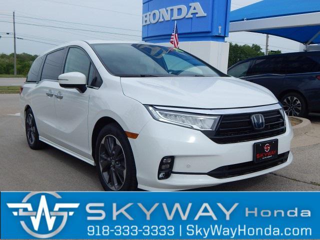 used 2023 Honda Odyssey car, priced at $43,995