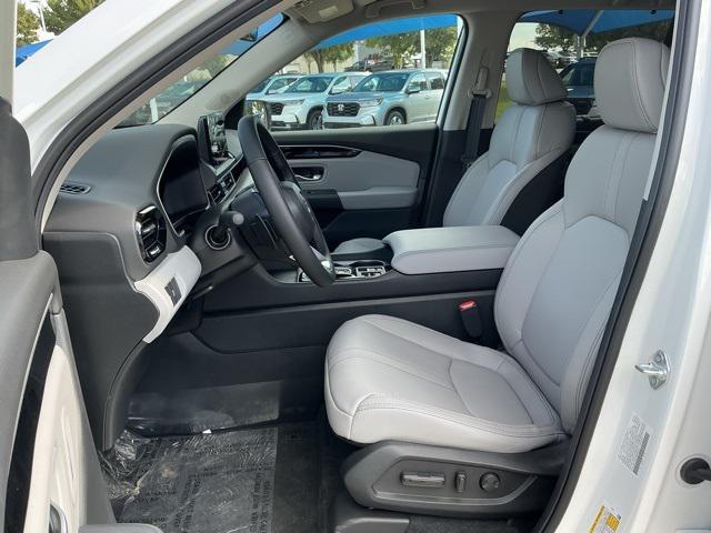 new 2025 Honda Pilot car, priced at $43,142