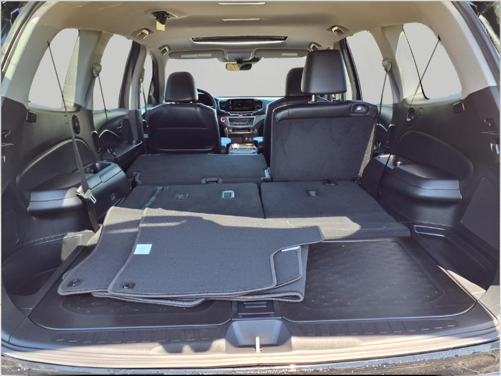 used 2022 Honda Pilot car, priced at $35,685