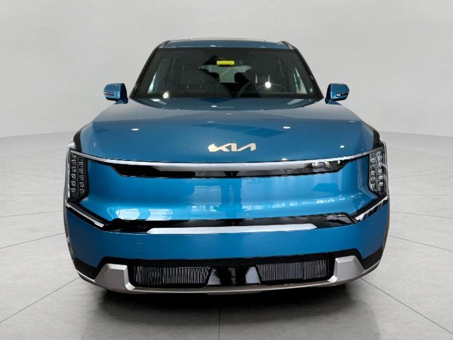 new 2024 Kia EV9 car, priced at $73,083