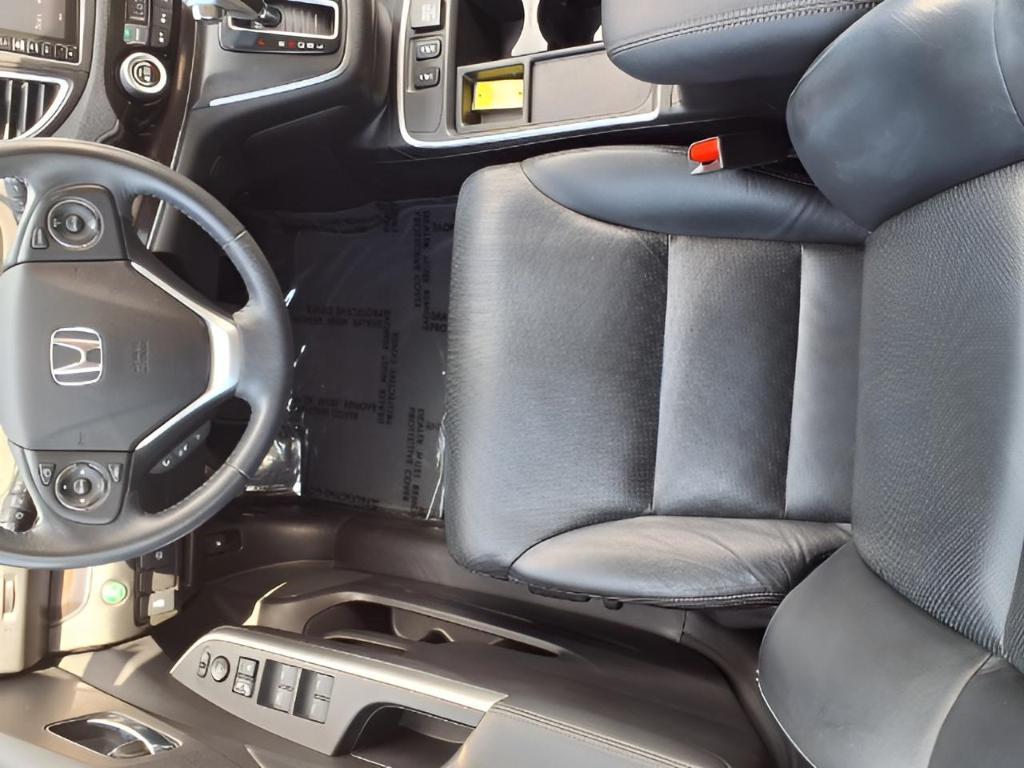 used 2015 Honda CR-V car, priced at $15,996
