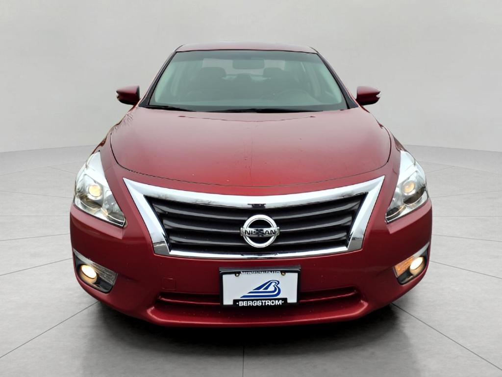 used 2013 Nissan Altima car, priced at $8,987