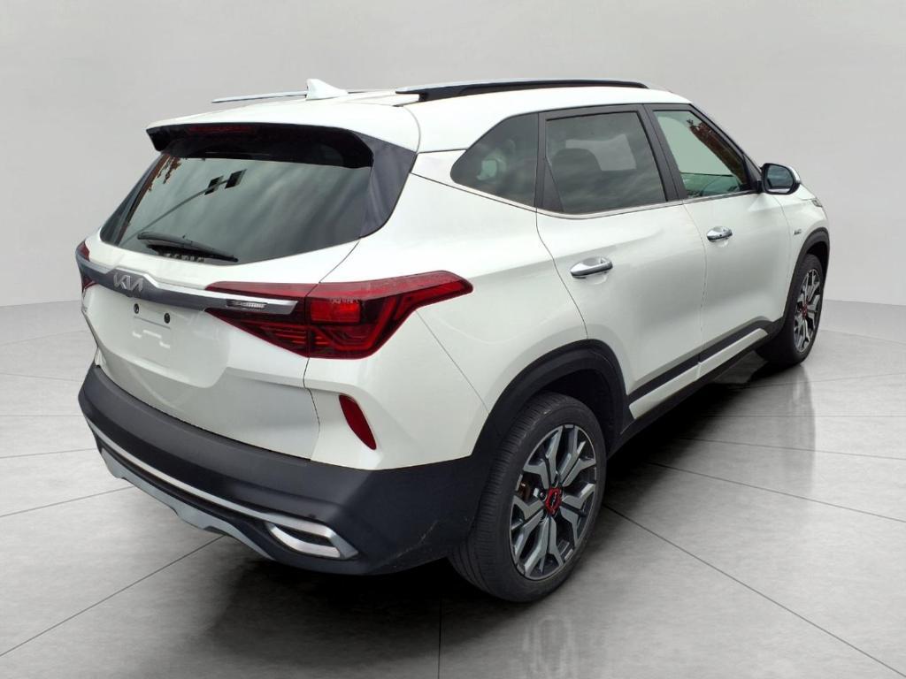 used 2023 Kia Seltos car, priced at $23,988