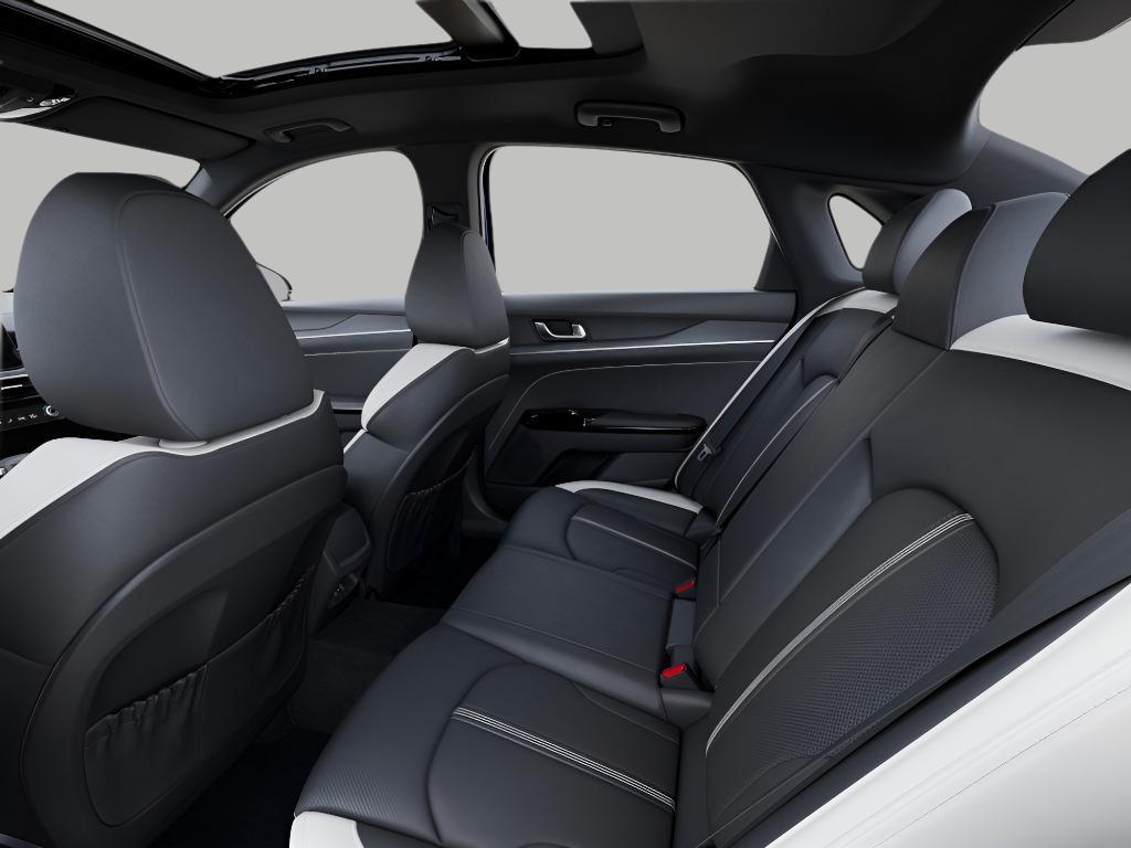 new 2025 Kia K5 car, priced at $33,625
