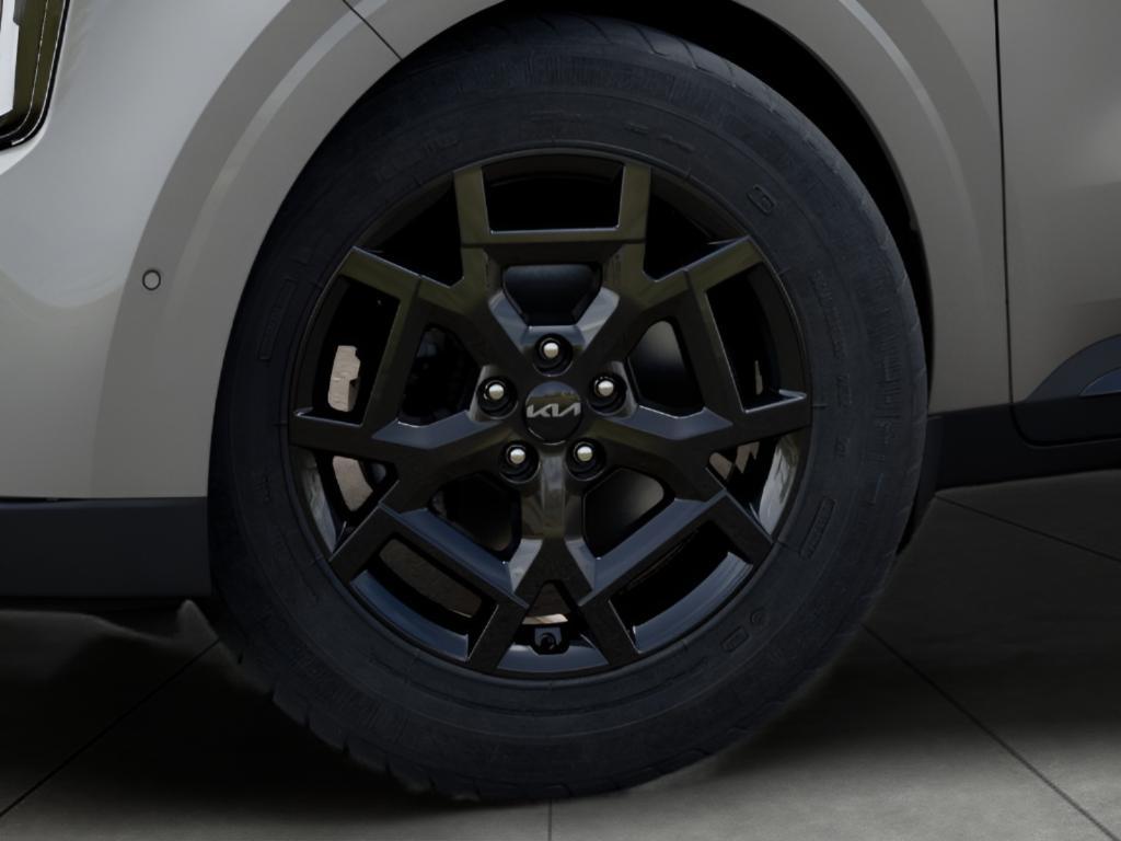 new 2025 Kia Carnival car, priced at $48,905
