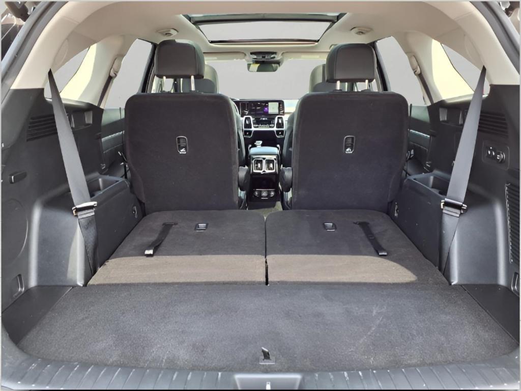 used 2023 Kia Sorento car, priced at $34,623