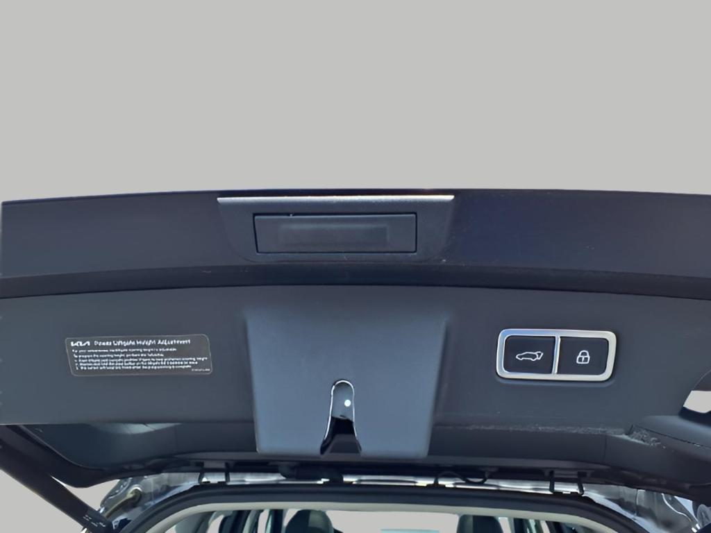used 2023 Kia Sorento car, priced at $34,623