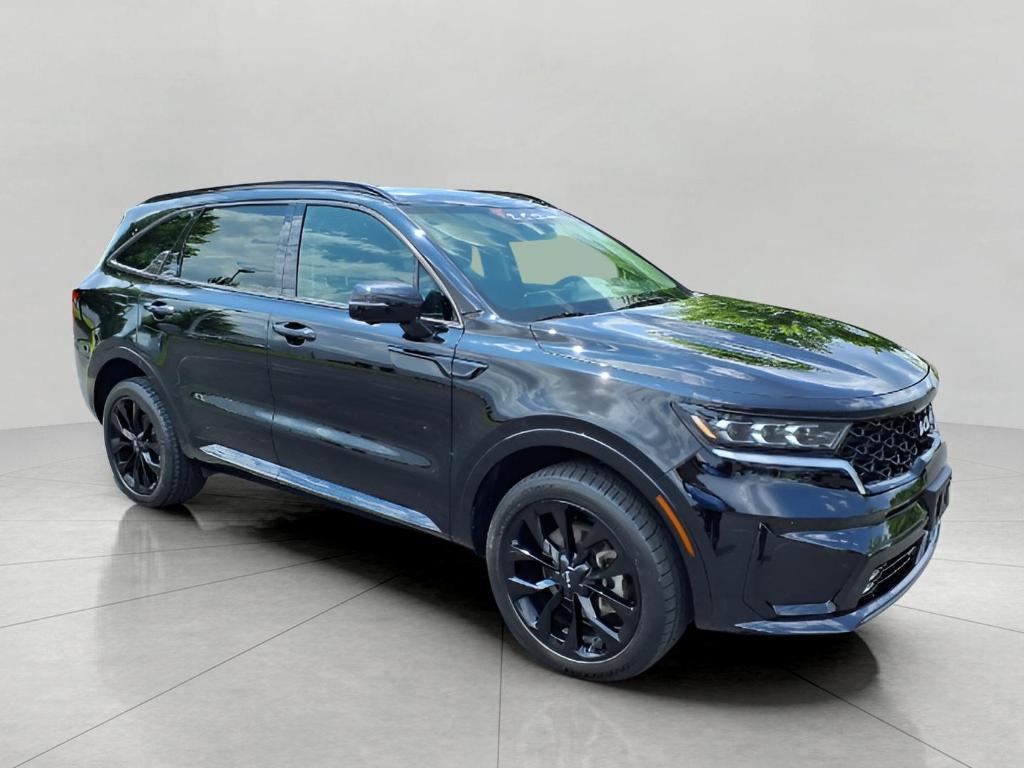 used 2023 Kia Sorento car, priced at $35,742