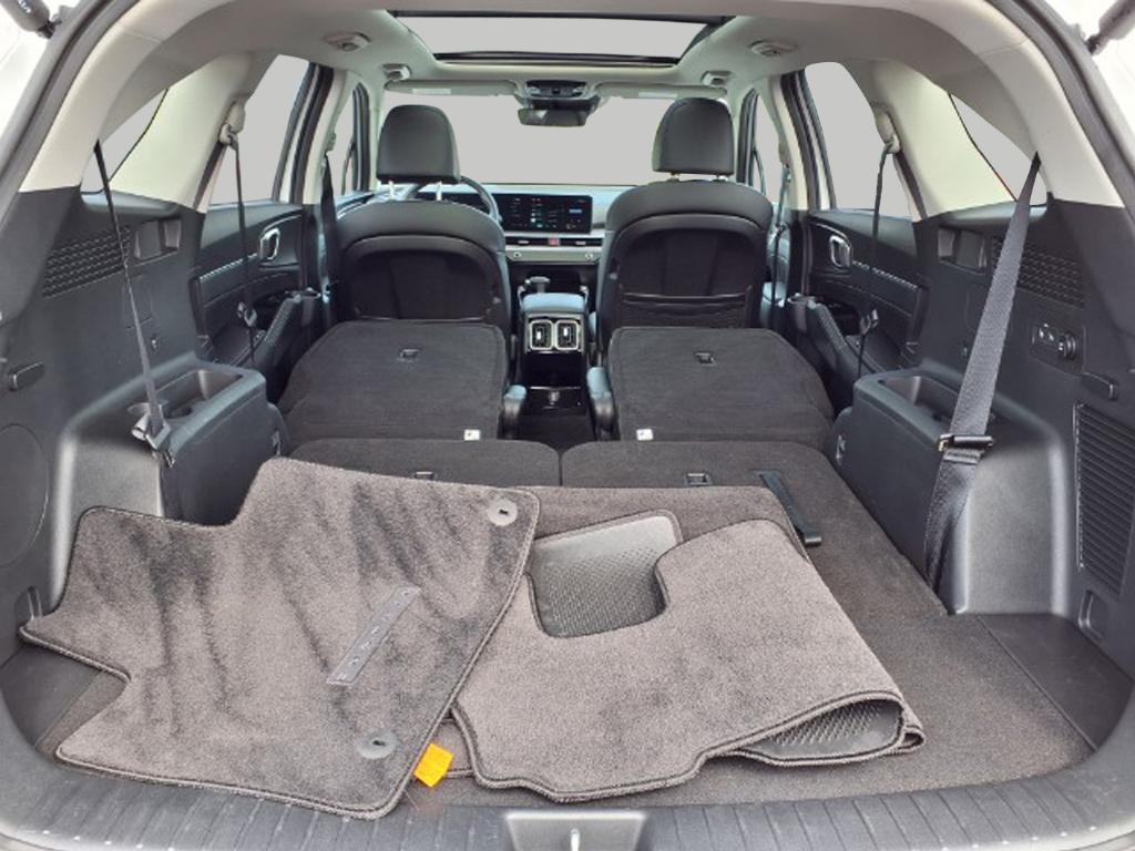used 2024 Kia Sorento car, priced at $36,248