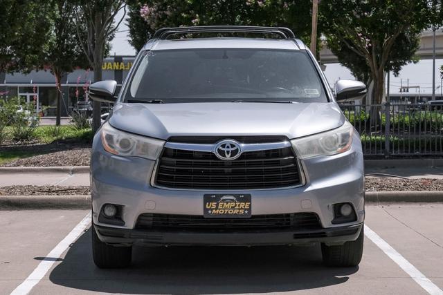 used 2015 Toyota Highlander car, priced at $14,990