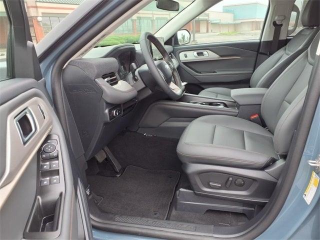 new 2025 Ford Explorer car, priced at $45,961