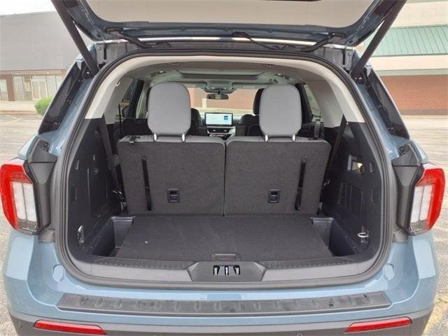 new 2025 Ford Explorer car, priced at $45,961