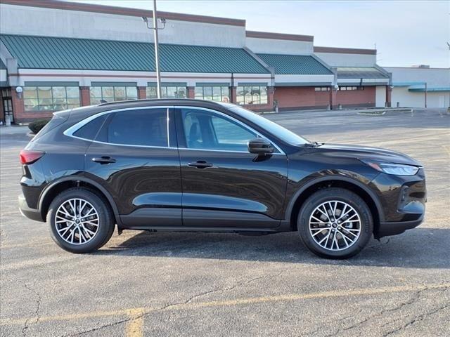 new 2025 Ford Escape car, priced at $40,490