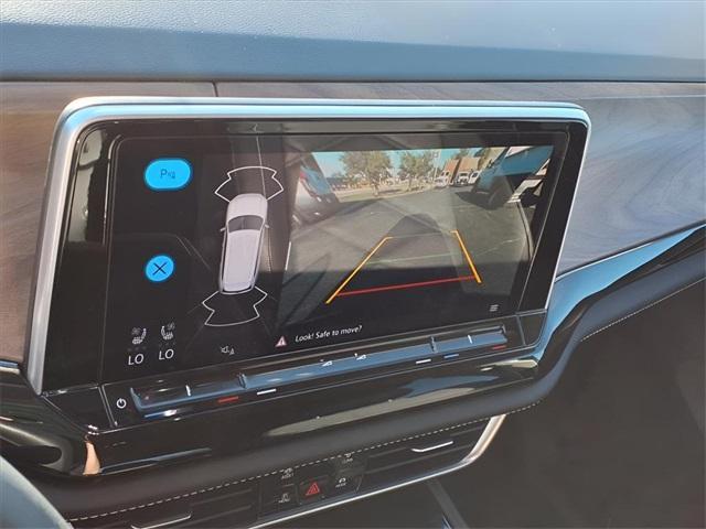 used 2024 Volkswagen Atlas car, priced at $28,067