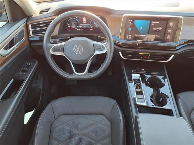 used 2024 Volkswagen Atlas car, priced at $28,067