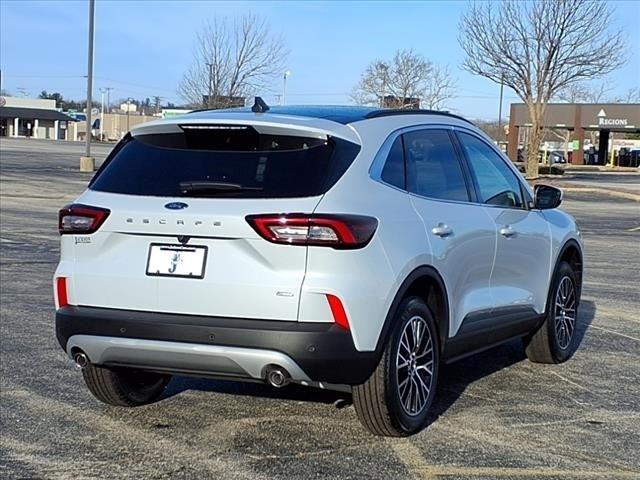 new 2025 Ford Escape car, priced at $40,490