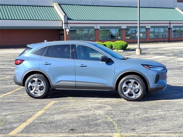 new 2025 Ford Escape car, priced at $33,350