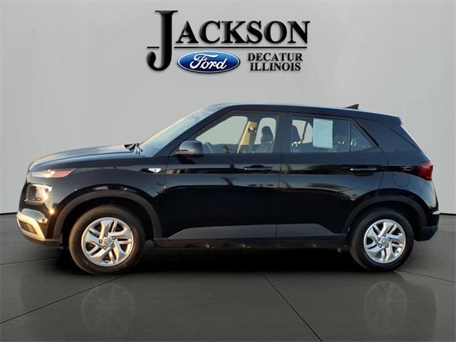 used 2022 Hyundai Venue car, priced at $13,815