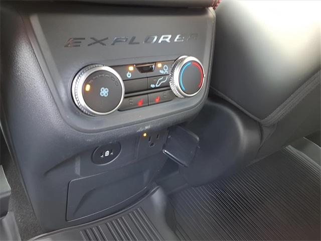 new 2025 Ford Explorer car, priced at $59,024