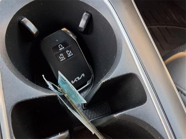 used 2023 Kia Carnival car, priced at $28,317