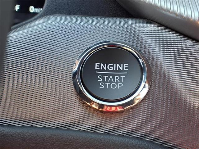 new 2025 Ford Explorer car, priced at $60,015