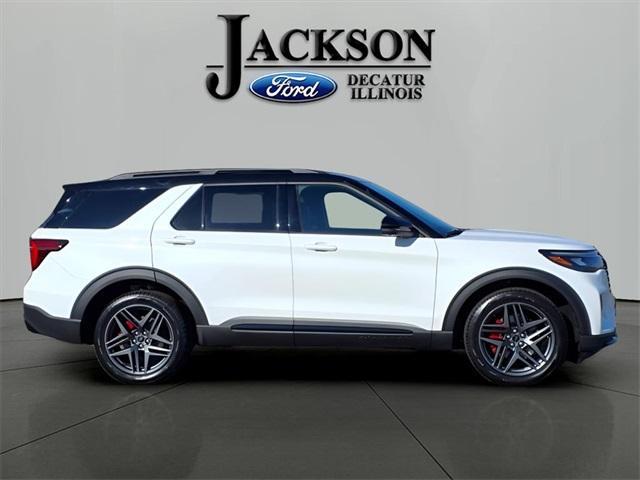 new 2025 Ford Explorer car, priced at $60,015