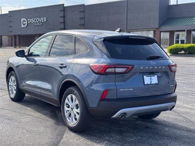 new 2025 Ford Escape car, priced at $31,457
