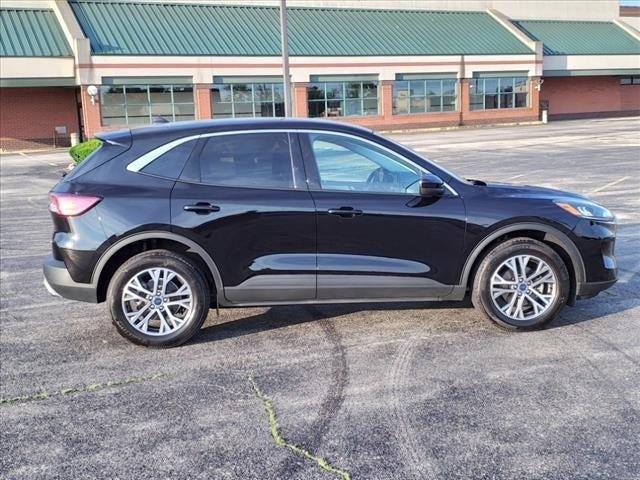 used 2022 Ford Escape car, priced at $25,519