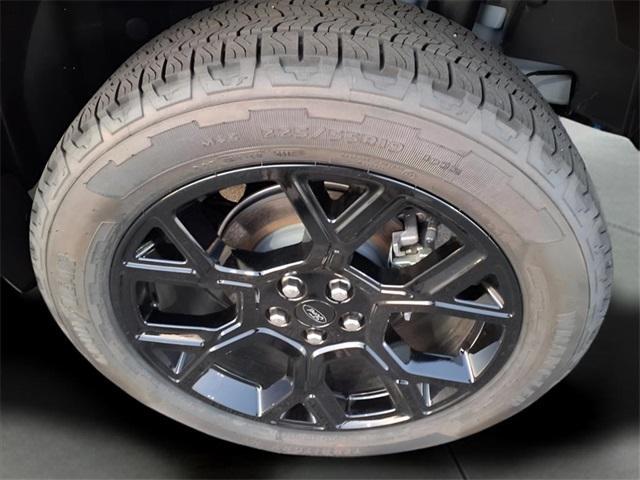 new 2025 Ford Maverick car, priced at $35,565