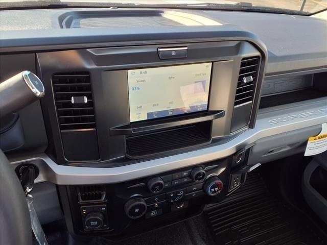 new 2025 Ford F-250 car, priced at $63,100