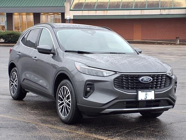 new 2025 Ford Escape car, priced at $40,490