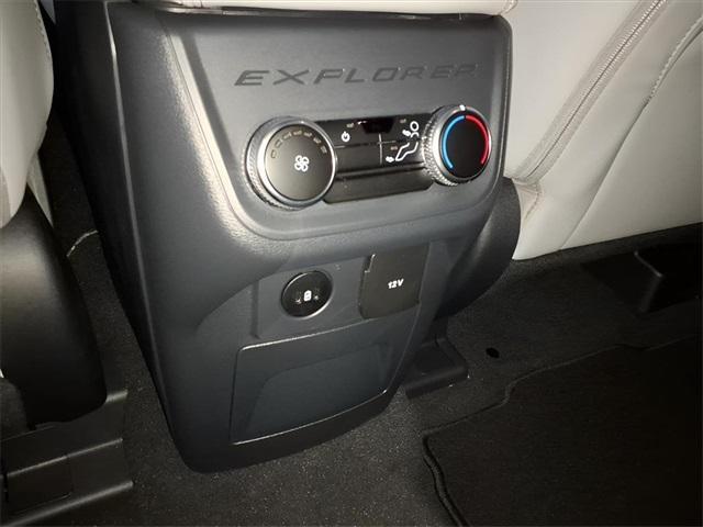 new 2025 Ford Explorer car, priced at $47,271