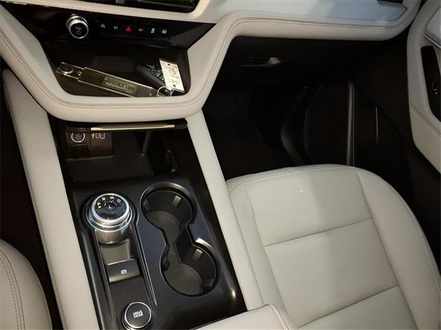 new 2025 Ford Explorer car, priced at $47,271