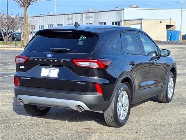 new 2025 Ford Escape car, priced at $32,015