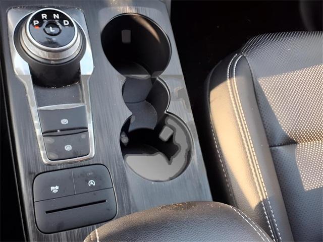 used 2022 Ford Escape car, priced at $24,282